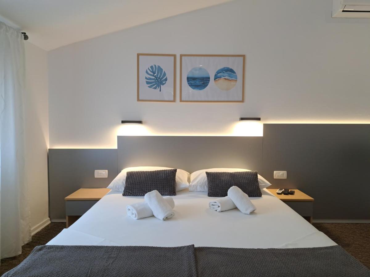 Rooms Zvonimir Stobrec Bagian luar foto
