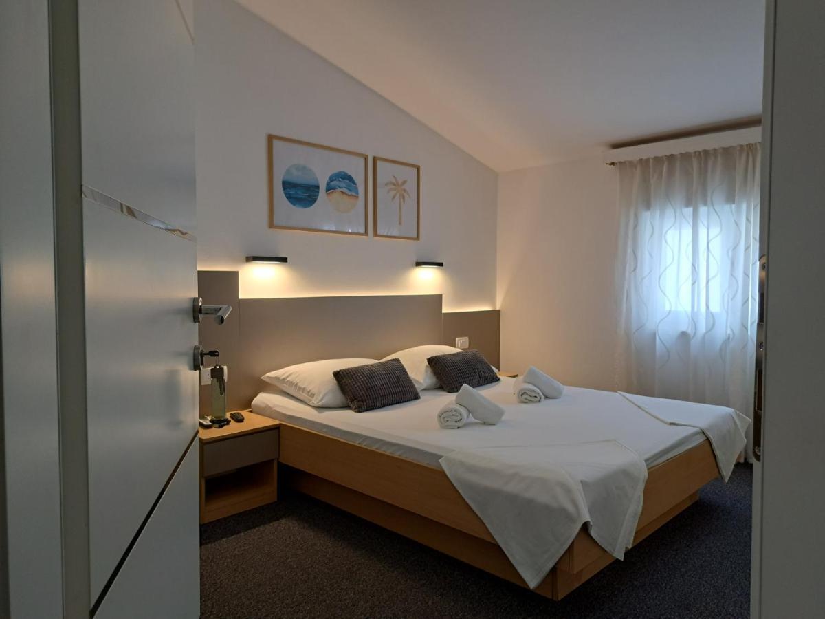 Rooms Zvonimir Stobrec Bagian luar foto