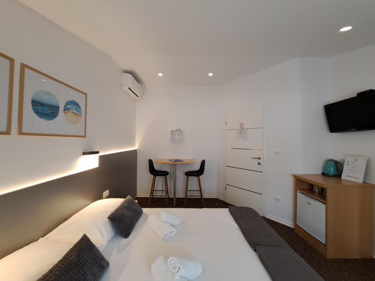 Rooms Zvonimir Stobrec Bagian luar foto
