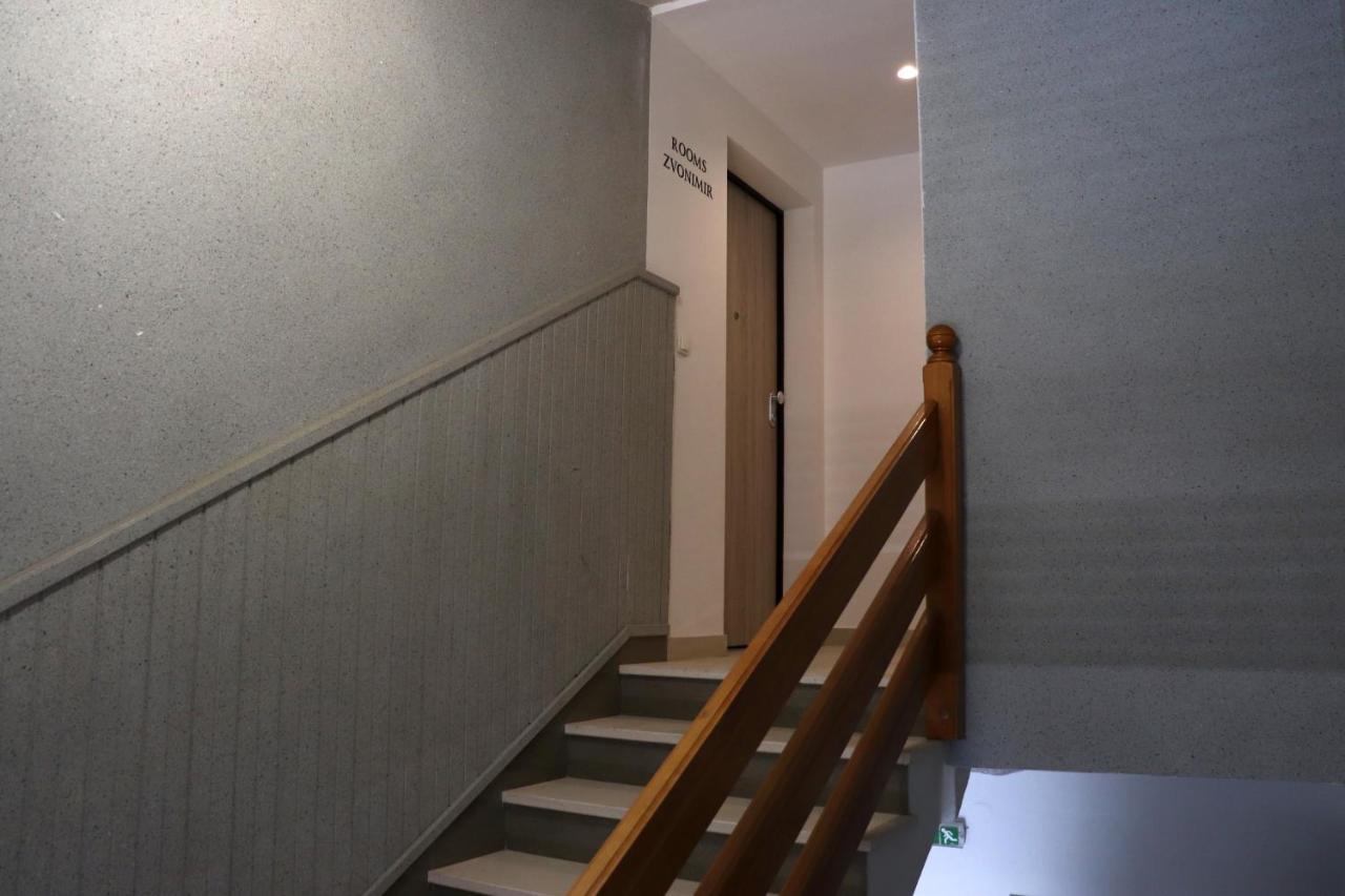 Rooms Zvonimir Stobrec Bagian luar foto