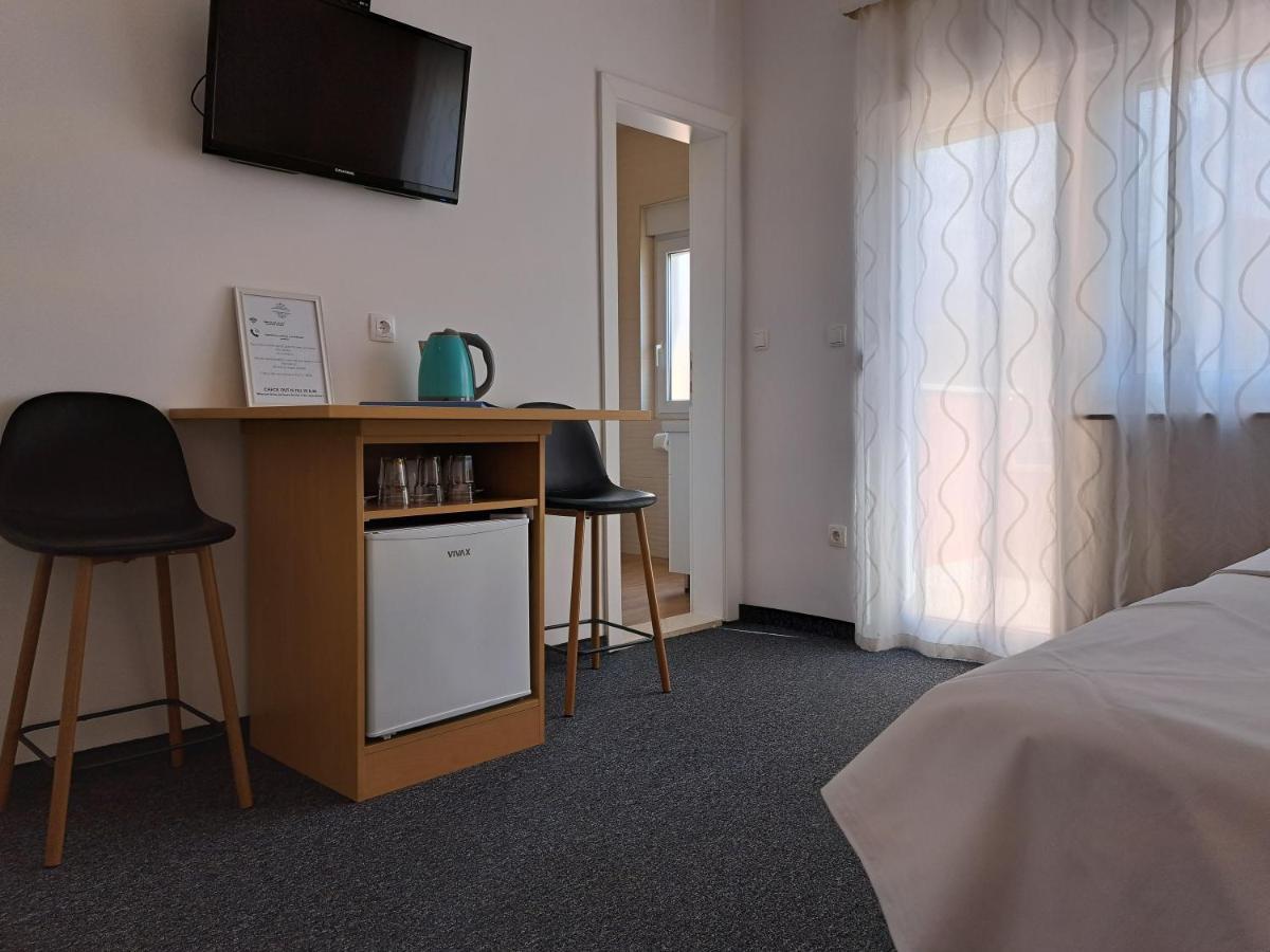 Rooms Zvonimir Stobrec Bagian luar foto